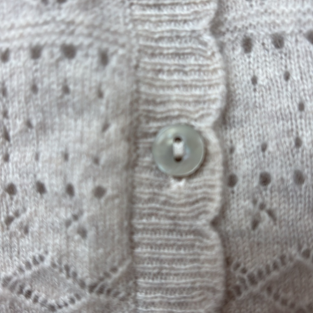 House of Harlow 1960 Cashmere Cardigan in Beige Light Cropped Size Medium NWT - Picture 3 of 10